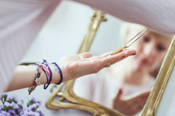 Scented Jewelry Is the Multi-Sensory Flex Your 2026 Wardrobe Has Been Begging For