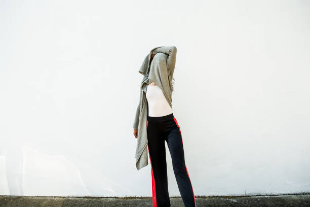 The Oversized Blazer Is the Transition Layer Your Work-to-Weekend Uniform Has Been Missing
