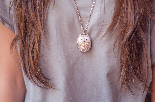 Your New Favorite Mood Ring? Actually, It’s a Scent Locket