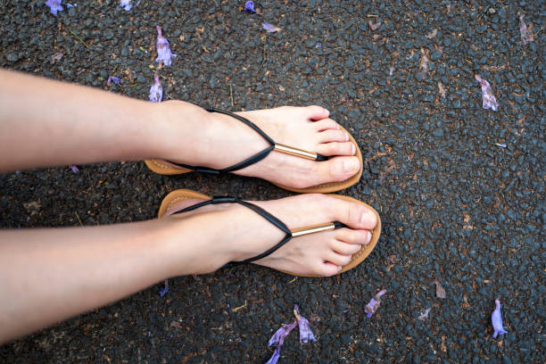 From Pavement to Pedestal: Styling the Barefoot Shoe for Real Life