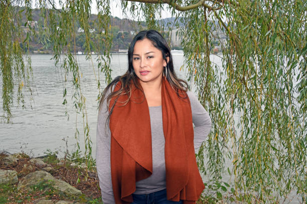 The Chunky Sweater Vest: Your Transition Layer MVP for 2026