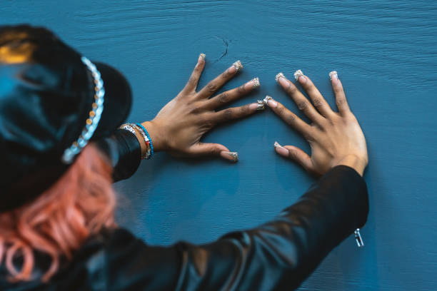 Ditch the Binary: Why Gender-Free Nail Art is the Ultimate Flex for 2026