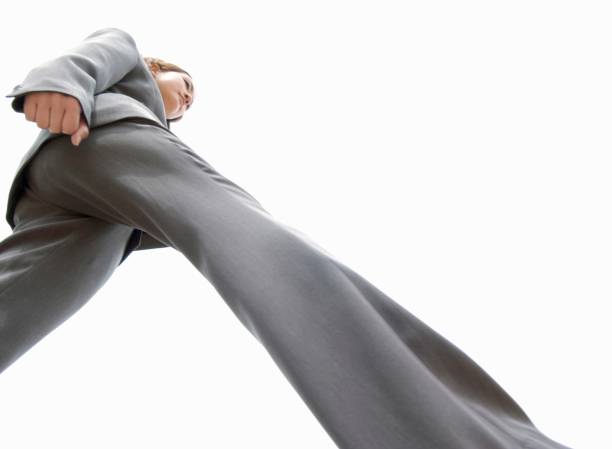 Soft Tailoring 2026: The Wide-Leg Trouser is Your Desk-to-Dinner MVP